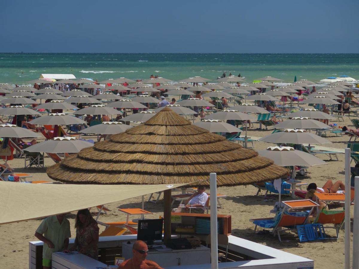 Hotel Giorg - Waterpark Included Rimini Dış mekan fotoğraf