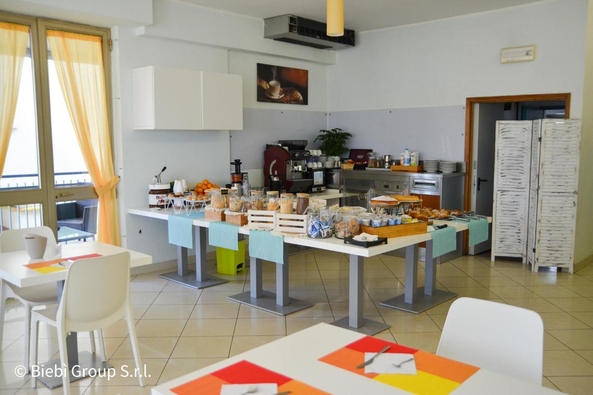 Hotel Giorg - Waterpark Included Rimini Dış mekan fotoğraf
