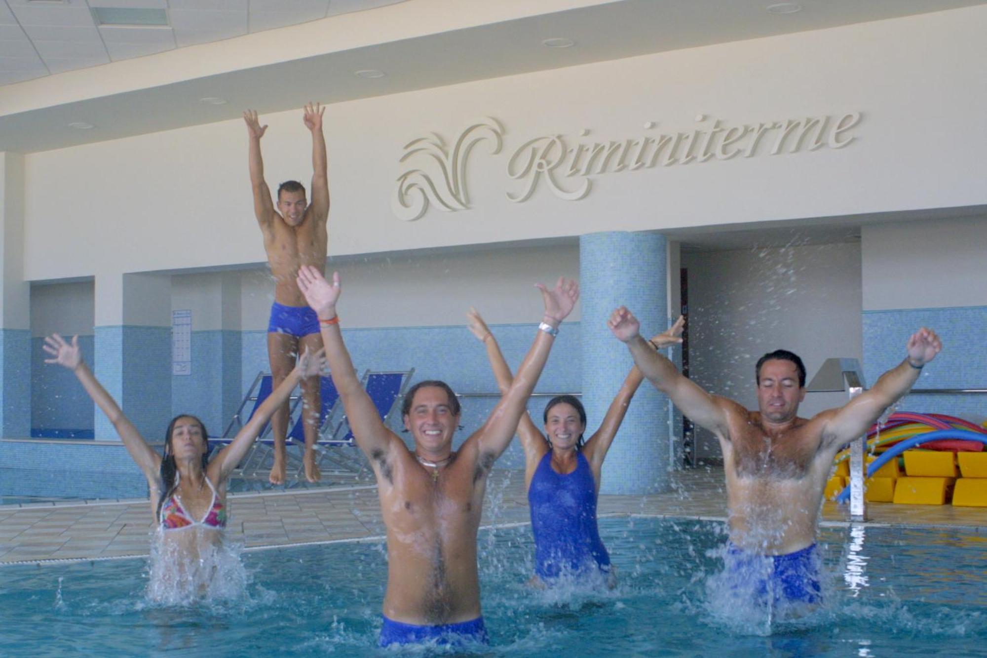 Hotel Giorg - Waterpark Included Rimini Dış mekan fotoğraf