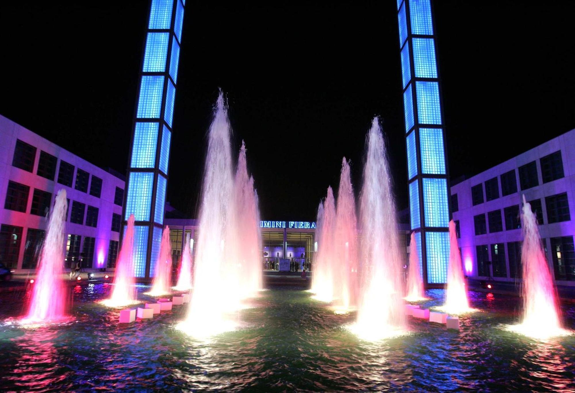 Hotel Giorg - Waterpark Included Rimini Dış mekan fotoğraf